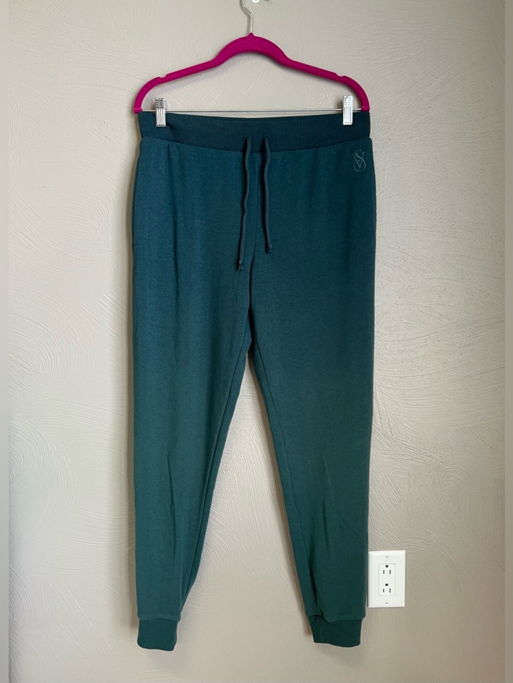 Victoria’s Secret Green Ombre Jogger Sweatpants